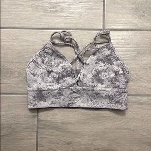 Lululemon sports bra